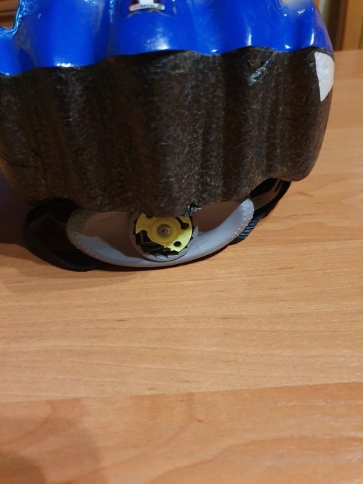 Kask rowerowy dziecięcy.