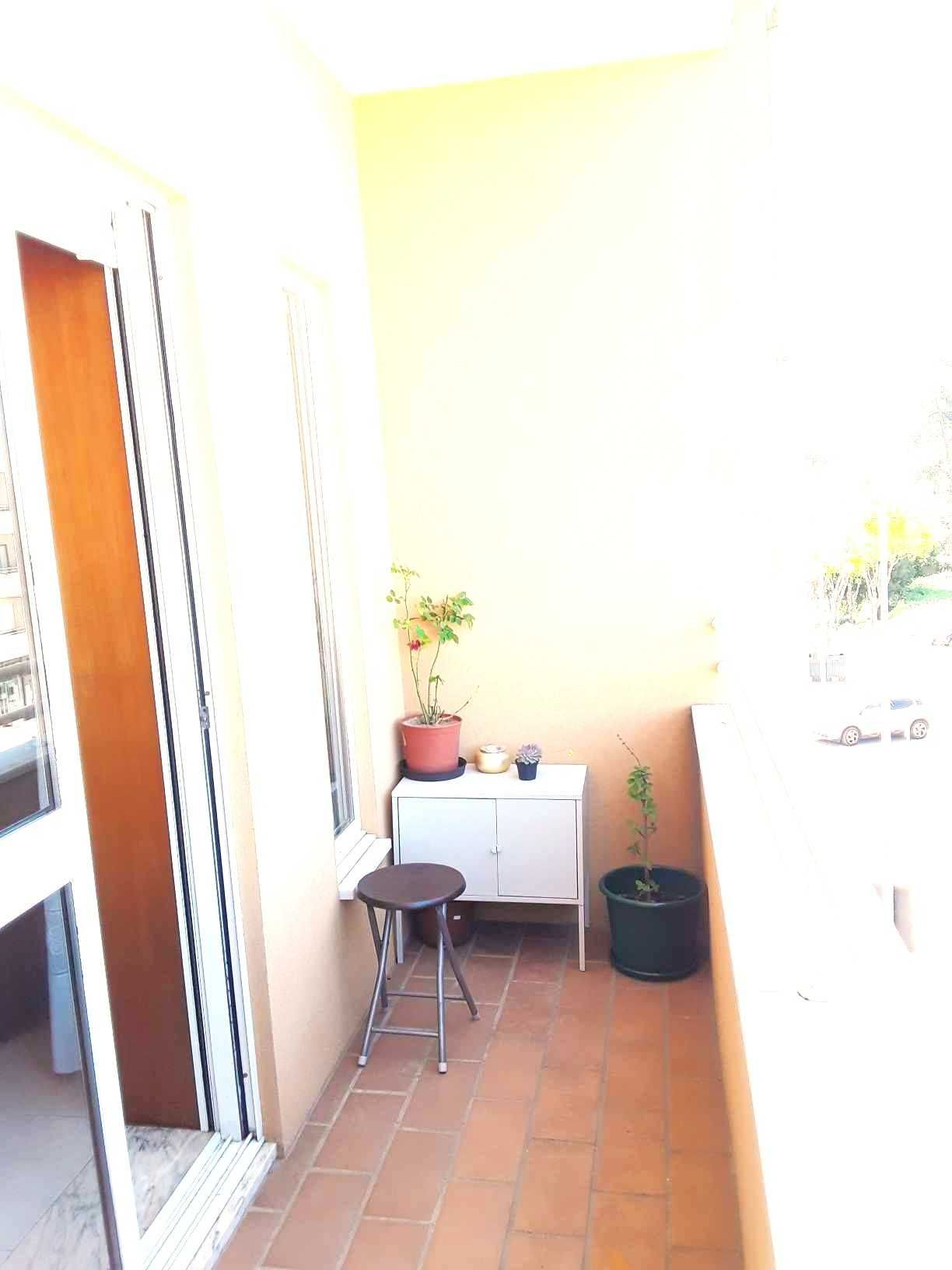 Apartamento T3 Lourosa Junto Pingo Doce, Burger King e ALDI c/ capoto