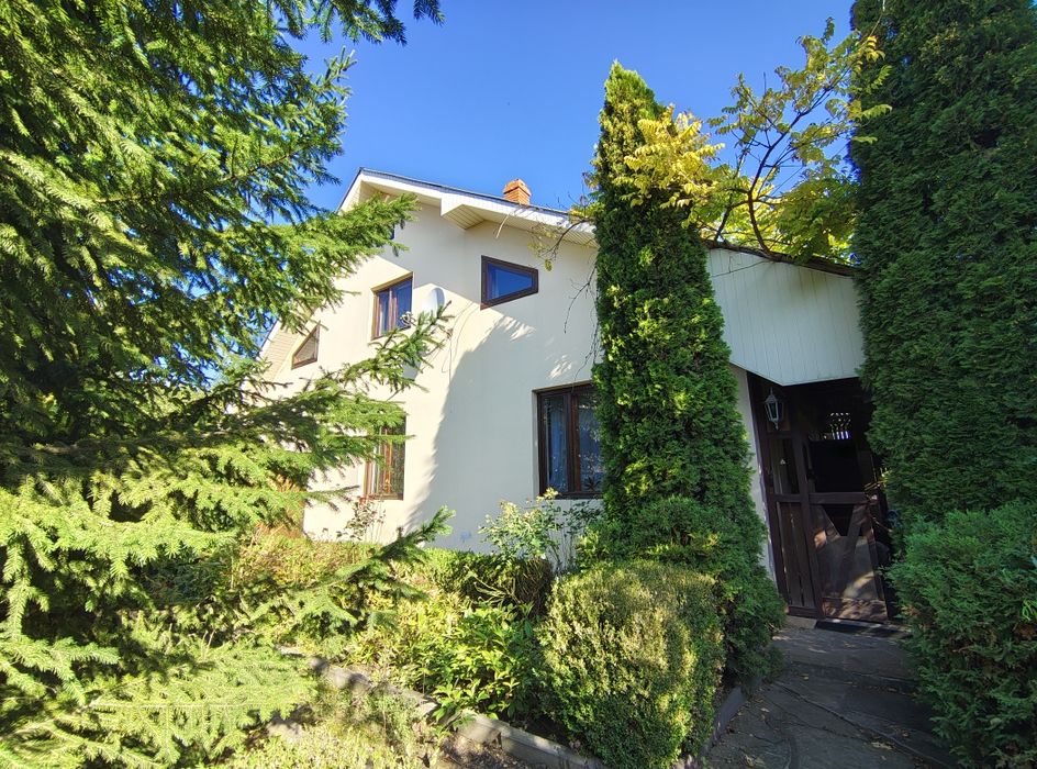 Затишний будинок, готовий до проживання!