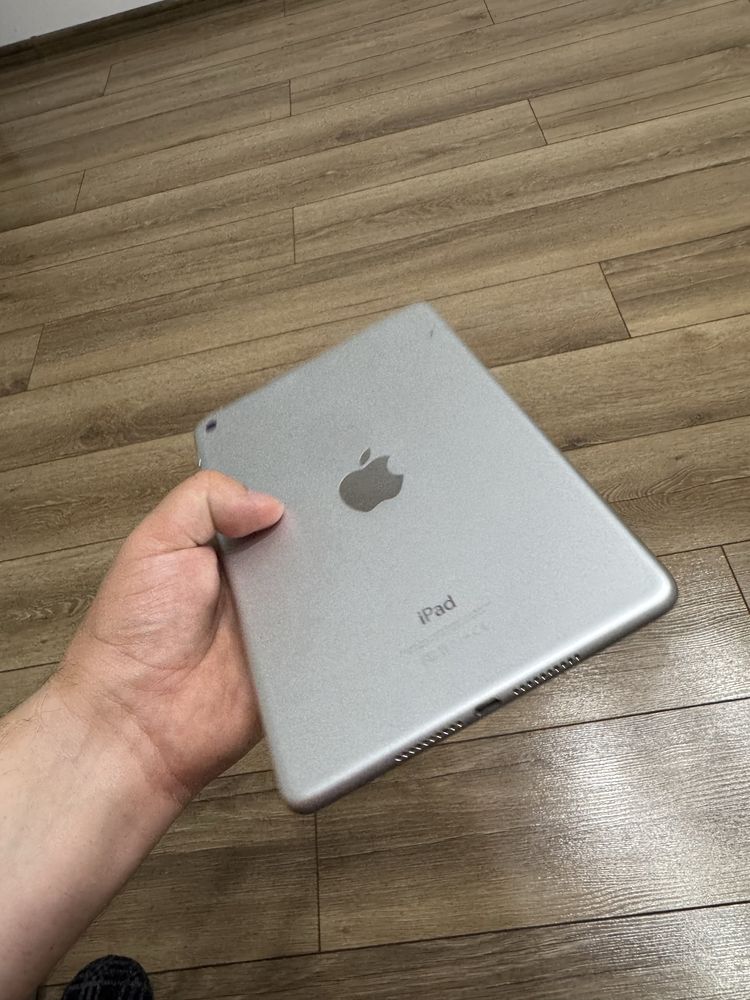 iPad 4 Mini 128g (100% акум)