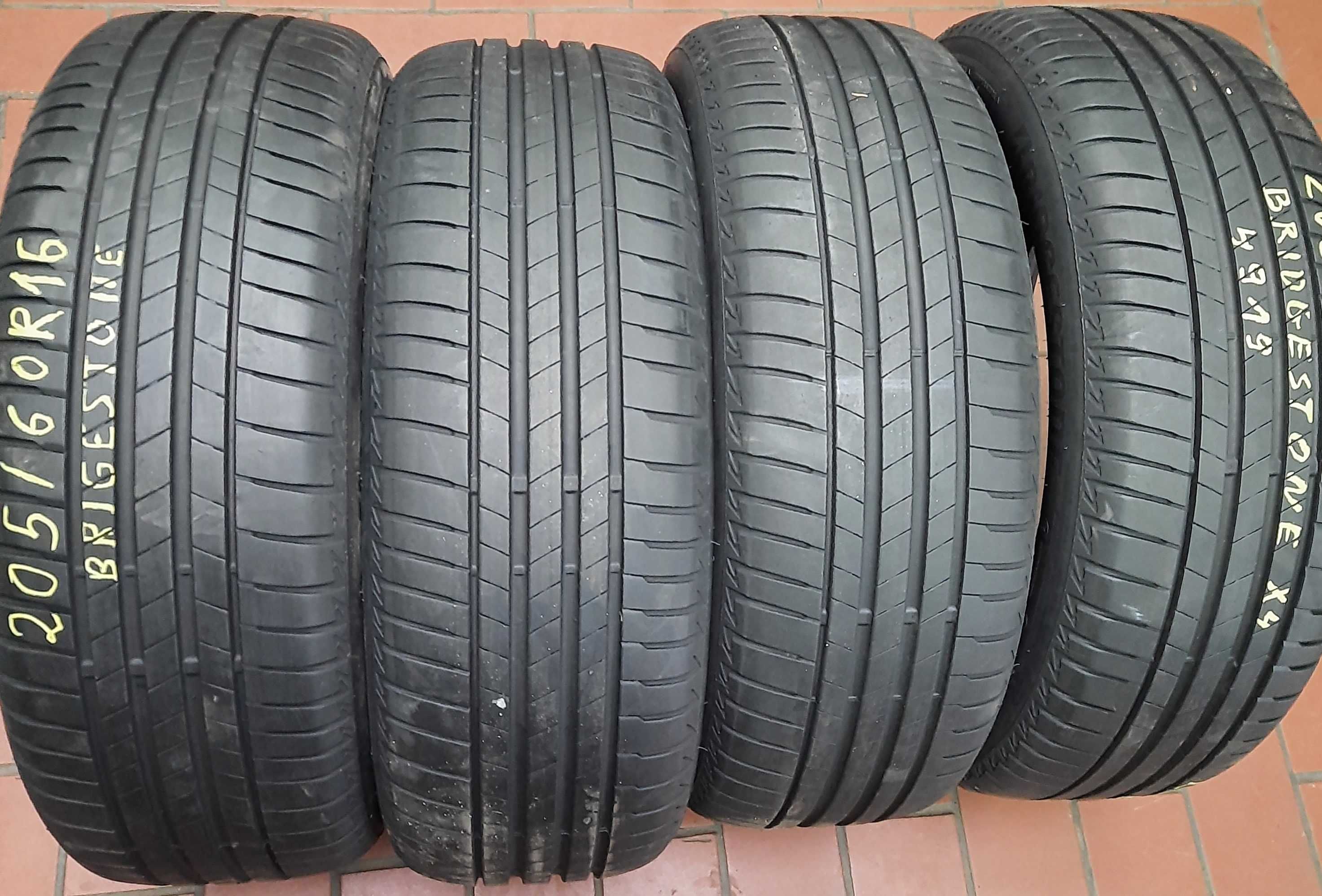 205/60R16 Bridgestone Turanza