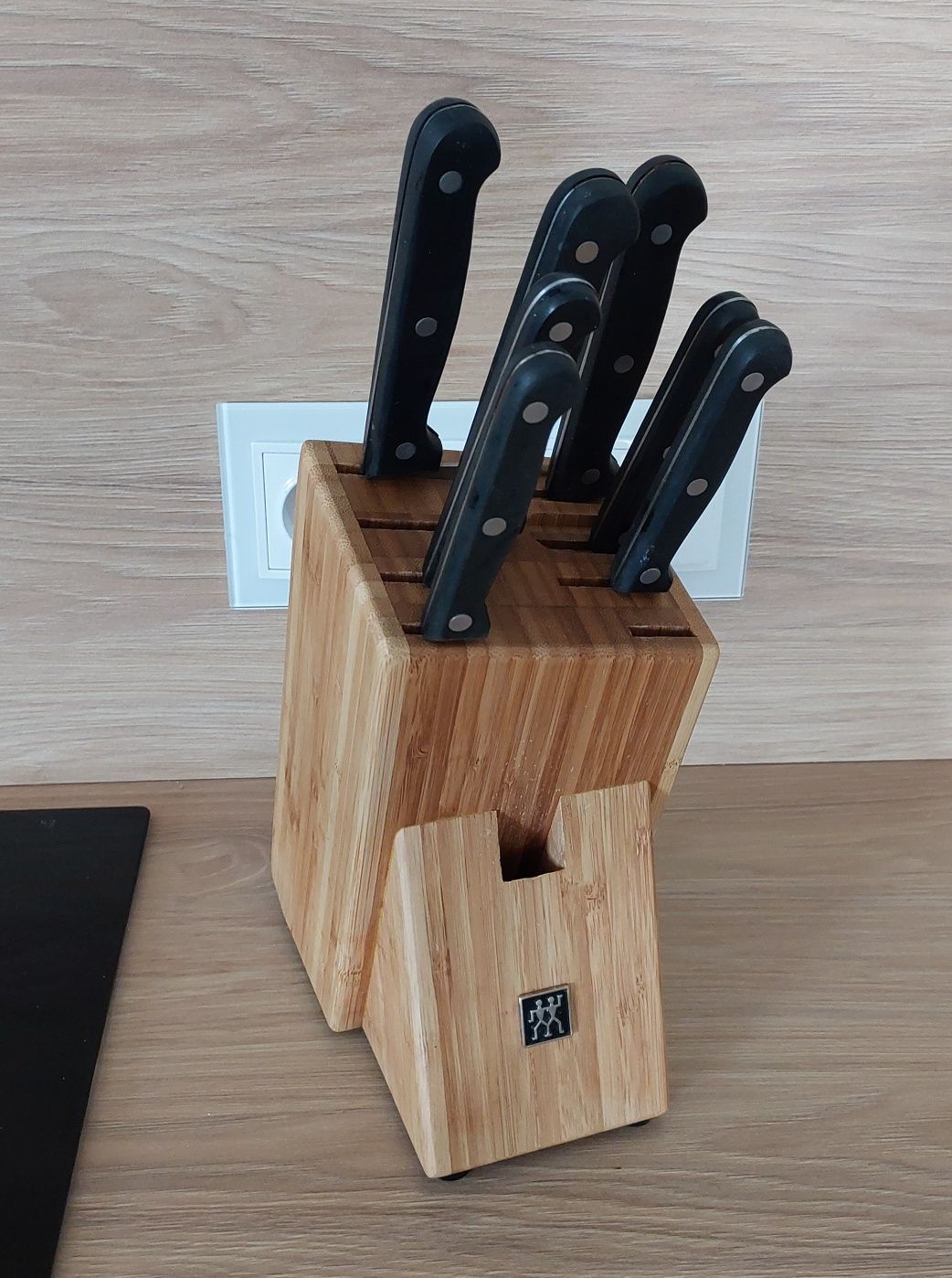 Bambusowy blok na noże Zwilling + 7 noży