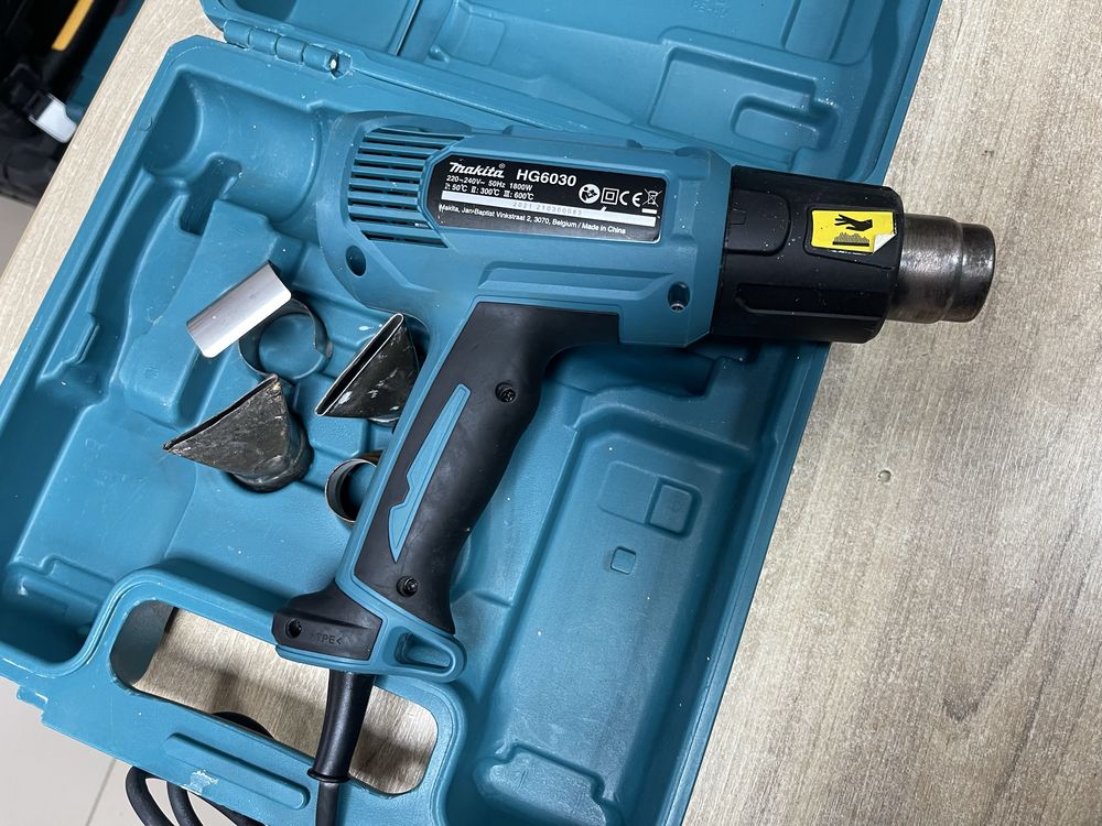 Makita HG6030 / технічний фен Макіта