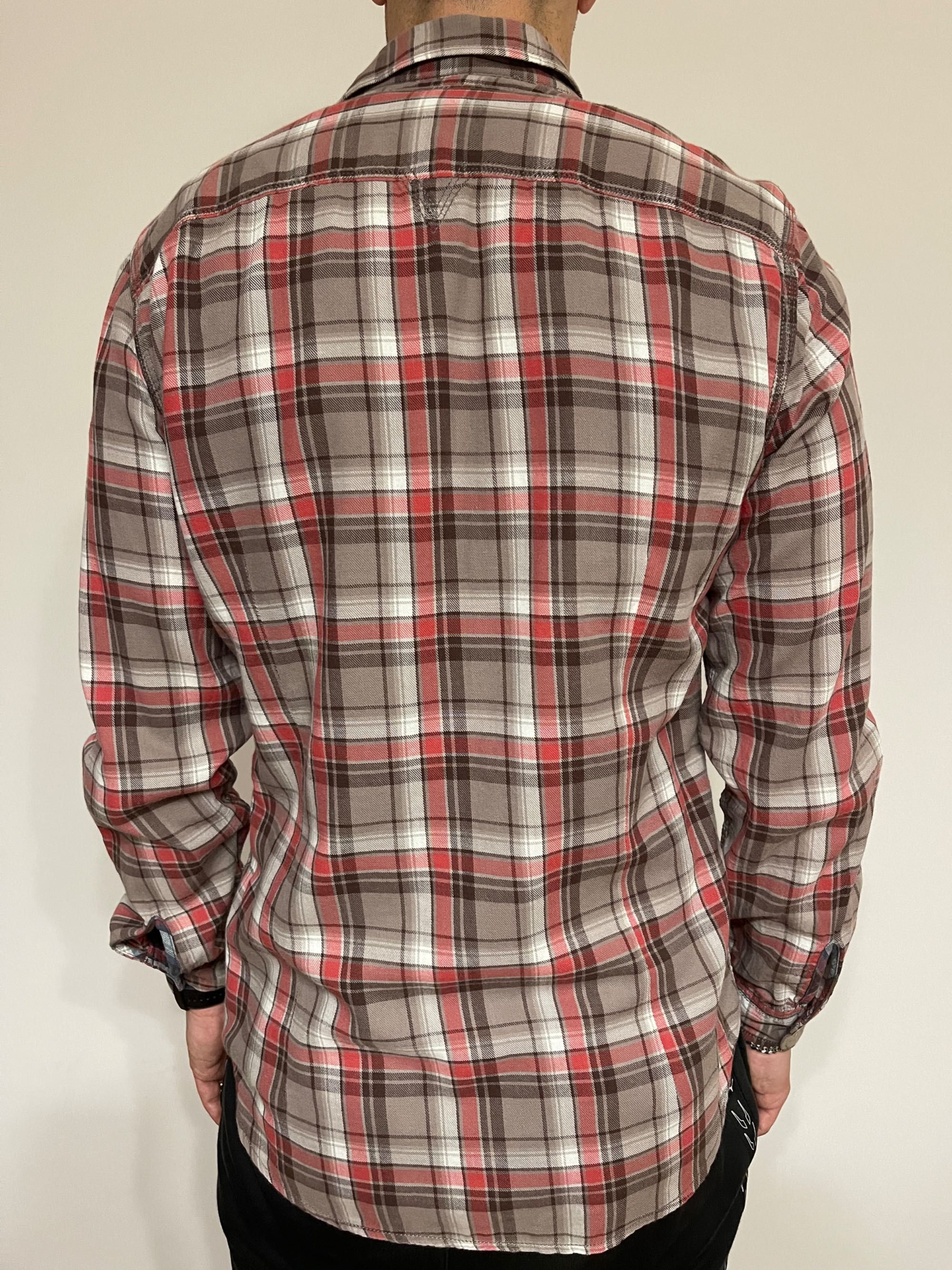 Camisa castanha Guess homem