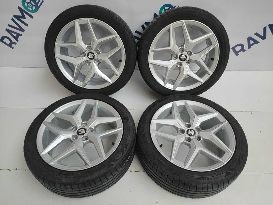 Koła felgi Seat Ibiza V 7J ET51 17" 5x100 215/45/17