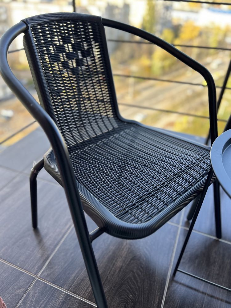 Стілець / крісло і столик ( вуличні меблі, для балкону, тераси)