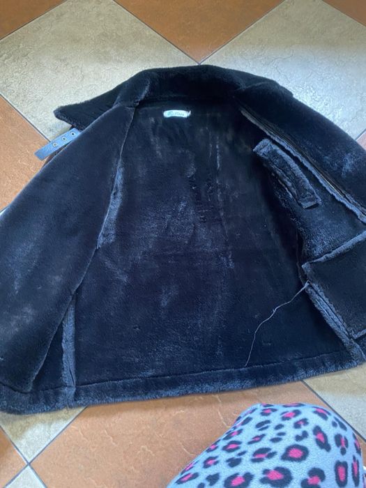 Жіноча чорна дублянка М
