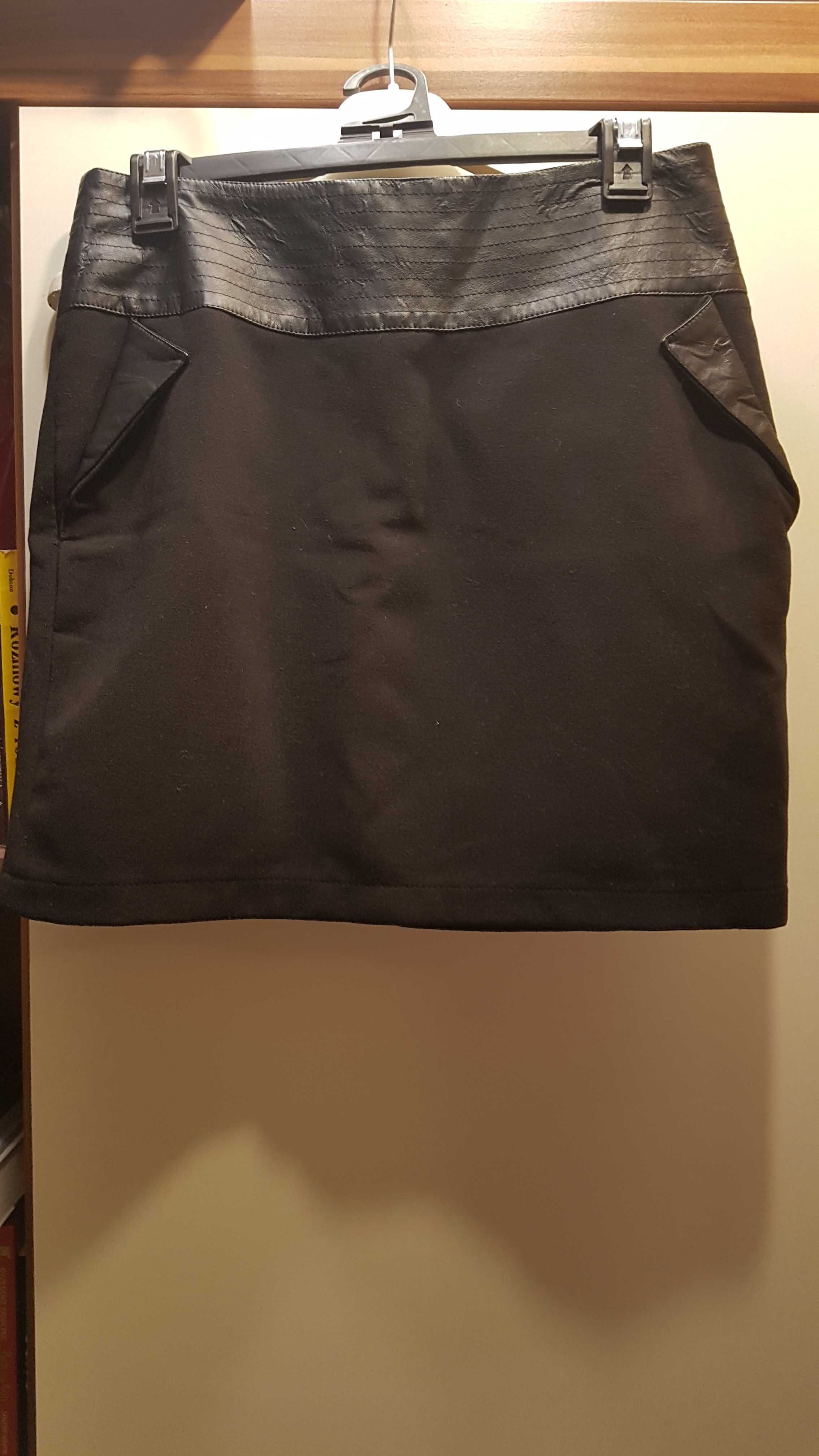 Spódnica BB 38 M czarna