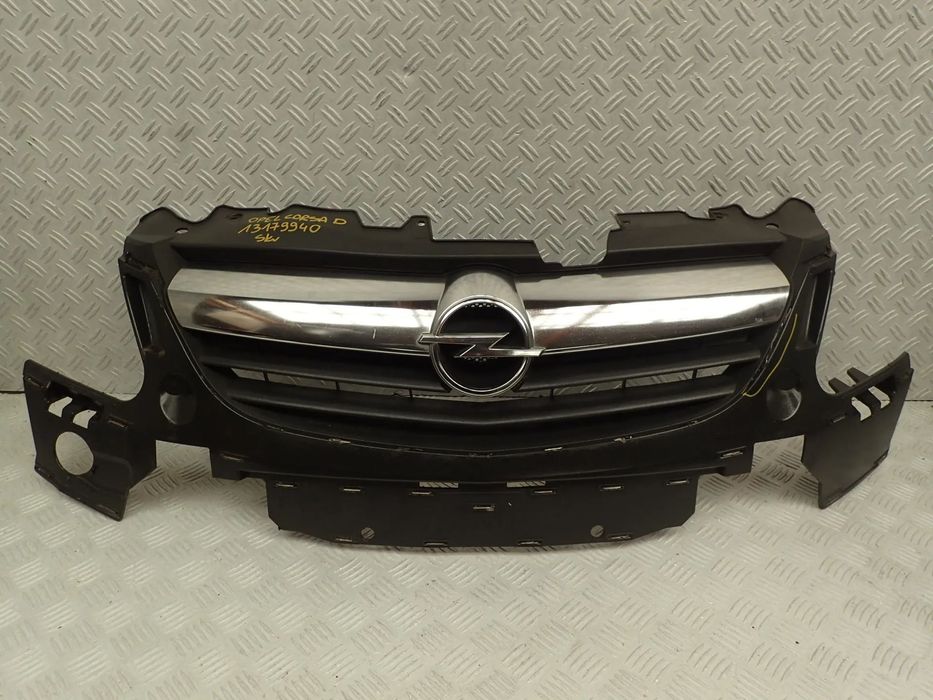 ATRAPA GRILLA OPEL CORSA D 13179940