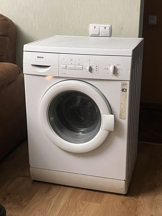 Пральна машина Bosch WFD1660