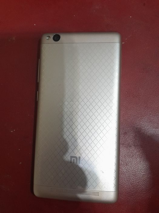 Телефон Redmi 3S,2/16,на запчасти