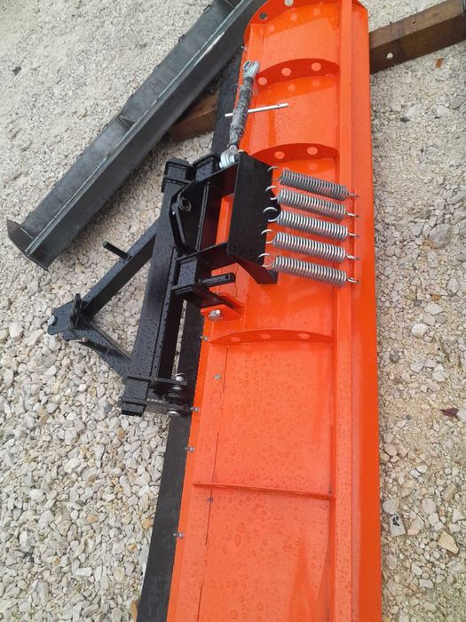 Masywny pług do śniegu do auta terenowego typu jeep vitara itd DOWÓZ