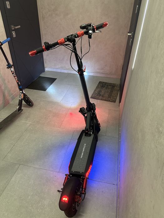 Kugoo m4 pro. Самокат Куго м4 про