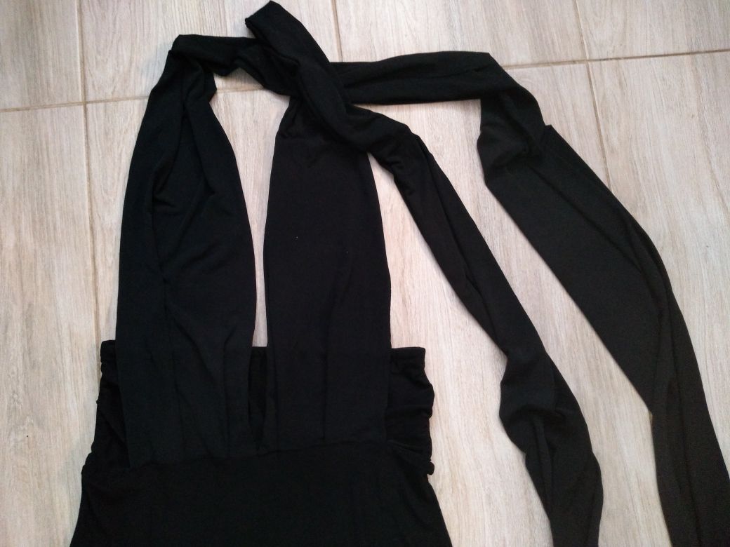 Sukienka długa czarna wiązana na szyi M/L