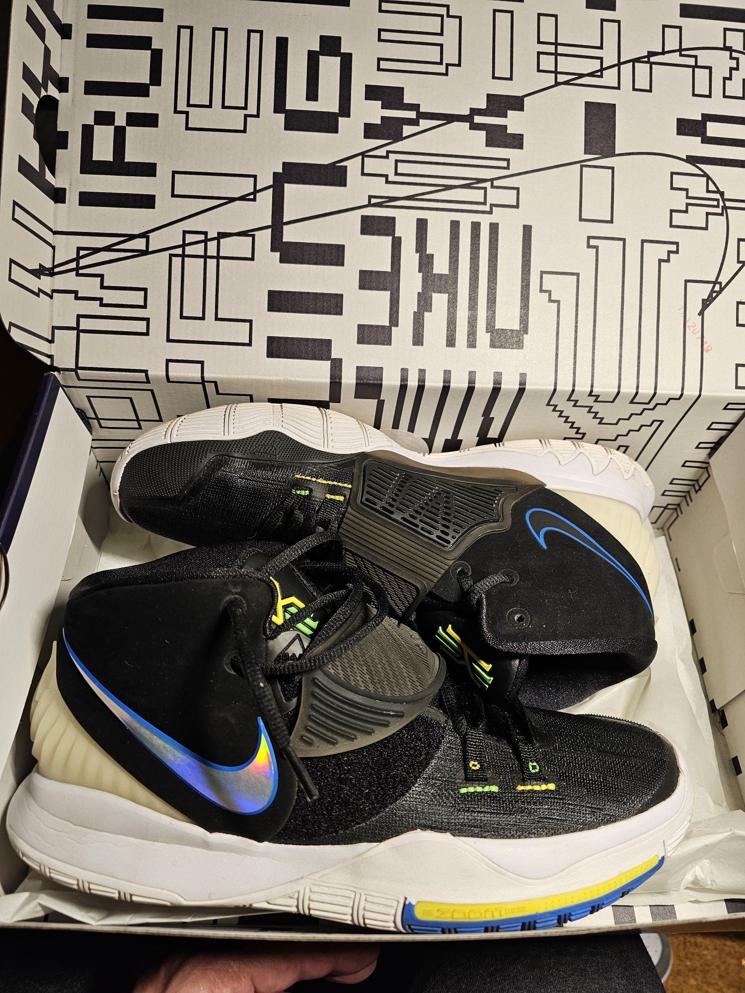 Nike Kyrie 6 Basketball Shoe
