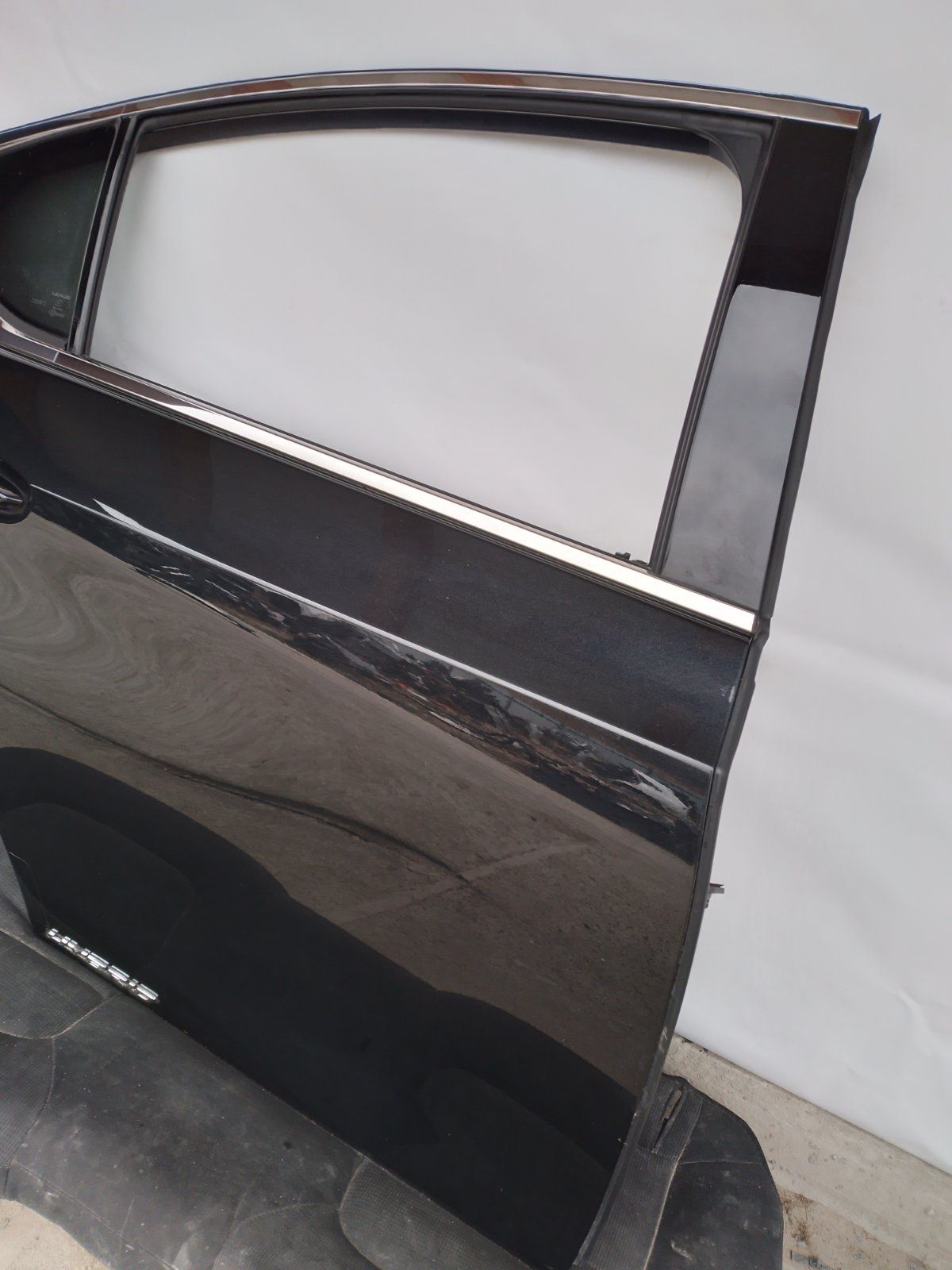 Двері задні праві на Lexus ES Лексус 19-24 року