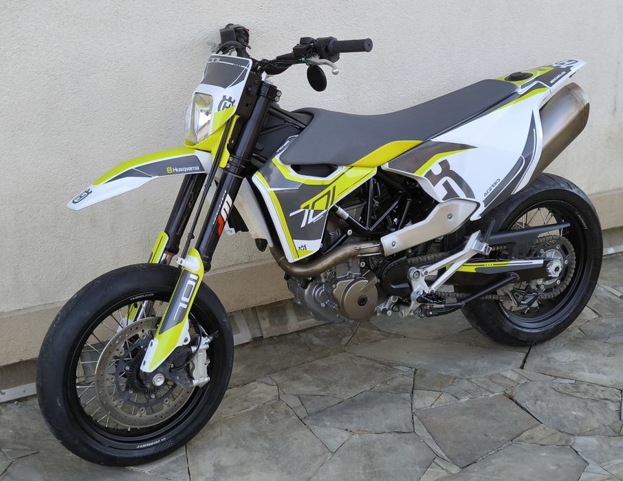 Husqvarna 701  (2023) SUPER MOTO (KTM690,GAS GAS700)