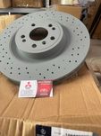 Диск тормозной передний Mercedes ML W166 GLE A1664211012