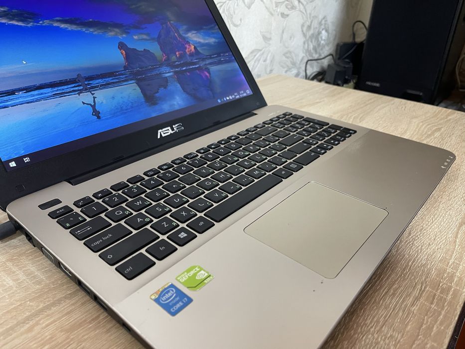 Asus X555L | Core I7 | 8 RAM | Nvidia GeForce | 1000 GB HDD