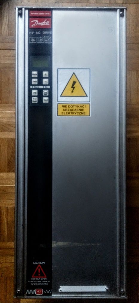 Falownik przemiennik Danfoss 3022 22 kVA  siemens
