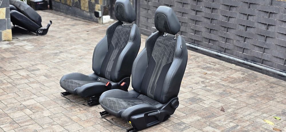 Салон сидіння автосидіння крісла купе відкидні рекаро спорт  комфорт