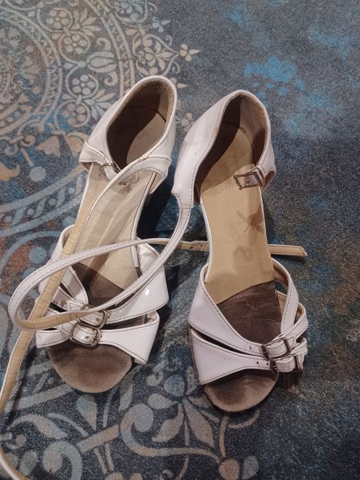 Бальні туфлі,у гарному стані,декілька разів взутті, 20.5 см 33р