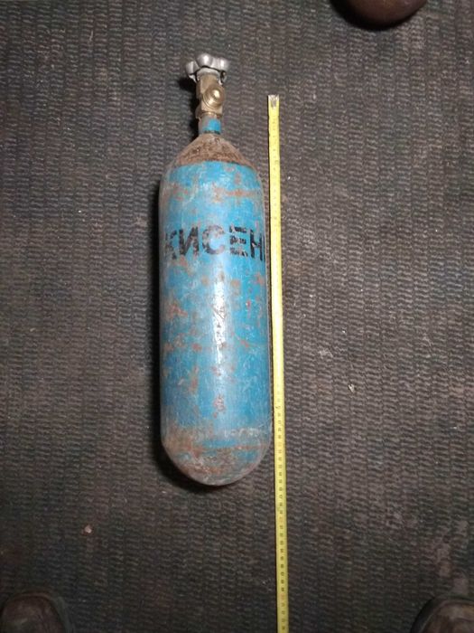 Продам газові та кисневі балони