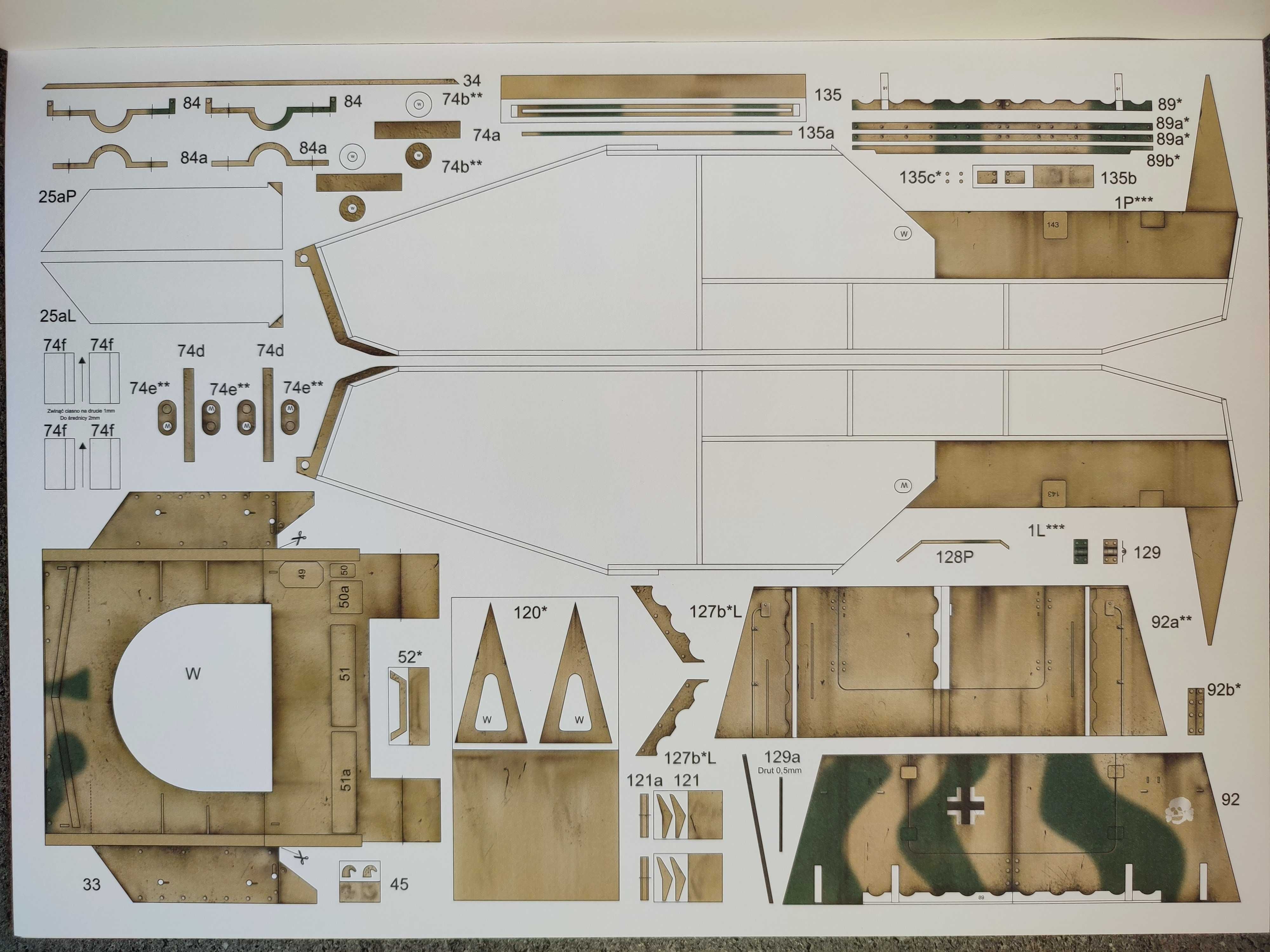 Model kartonowy Angraf 188 : Sd.Kfz. 165 HUMMEL