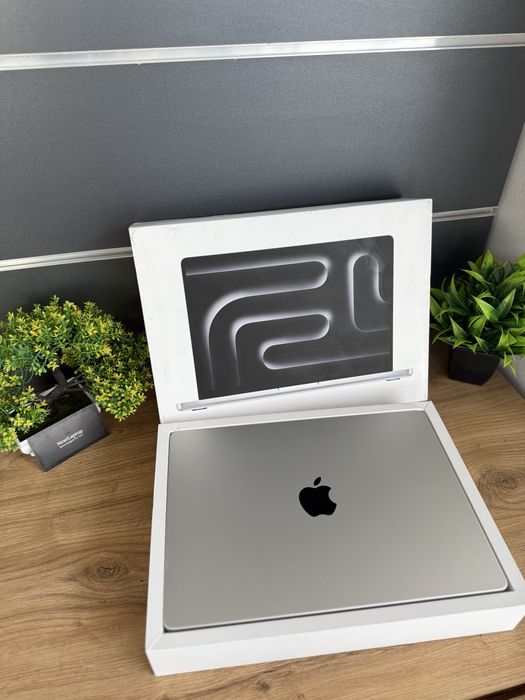 Apple MacBook Pro 14    16/512 GB ! M3 ! Новий !