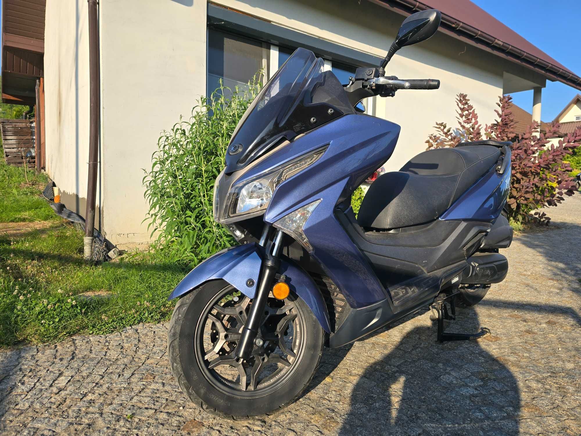 Kymco X-Town Maxi Skuter PCX FORZA X MAX Honda Yamaha