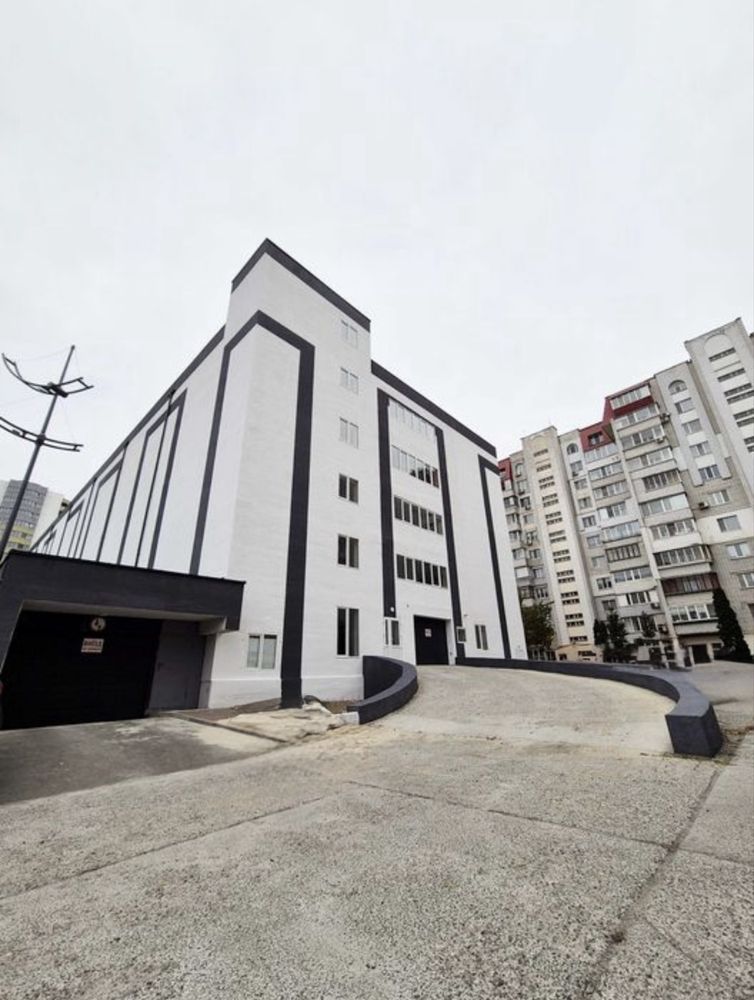 Гараж, паркінг пров. Тобілевича, 4 на -1 поверсі) ВЛАСНИК