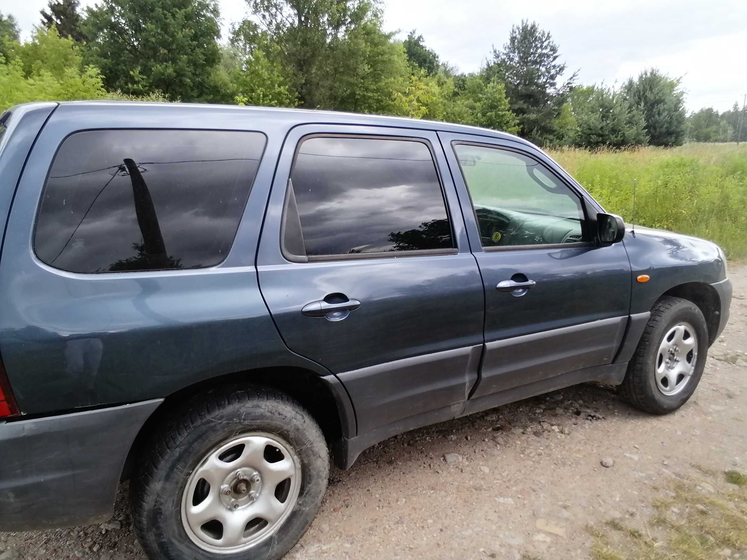 Mazda Tribute 2001 R 2.0 b