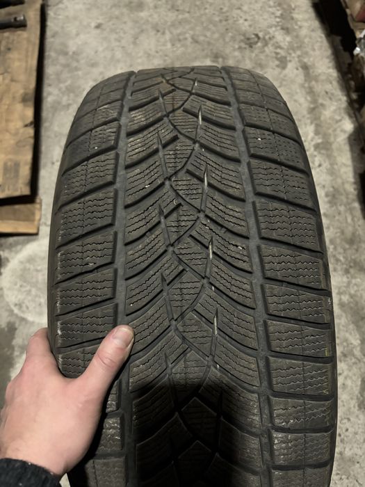 Шини зимові Goodyear UltraGrip Ice SUV GEN1 255/55/18 109V