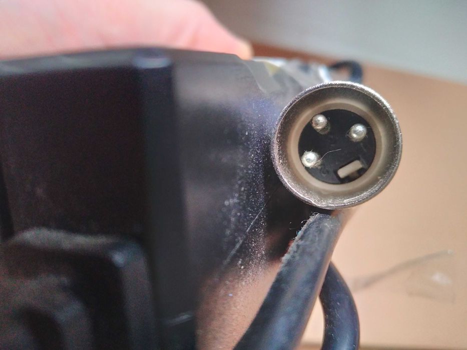 Зарядка 54.6 v 2 A для електро ровера або самокату.Новий