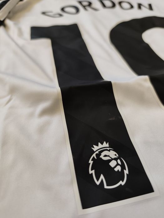 Camisola manga comprida Newcastle 25/26 - A. Gordon