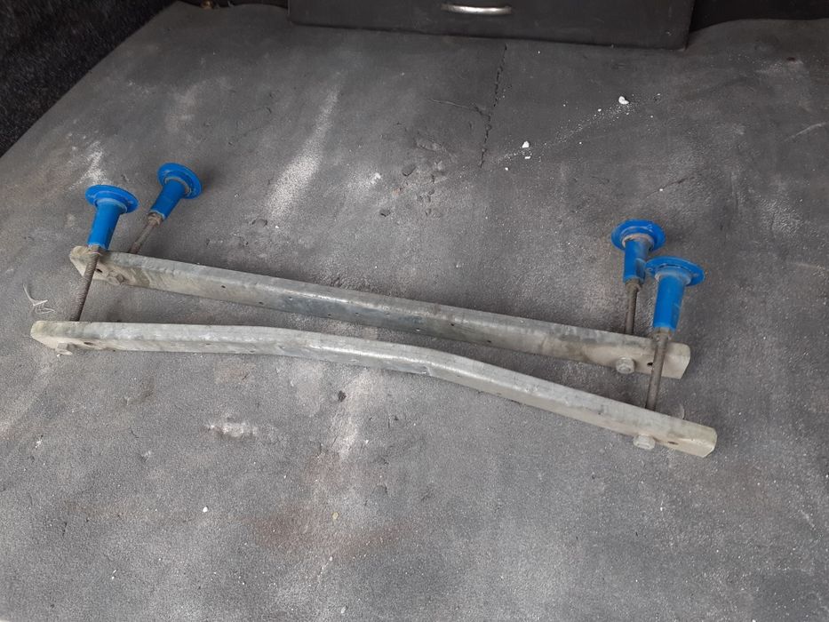 Ніжки для акрілової ванни.