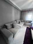 Sofa pele cinzento claro