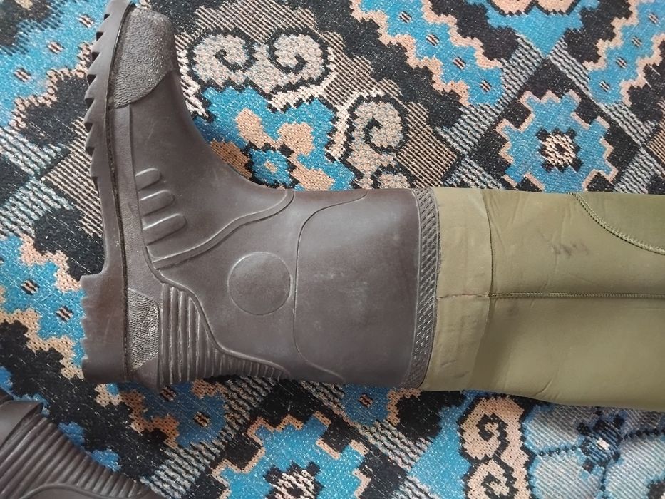 Продам рыбаловные сапоги б/у