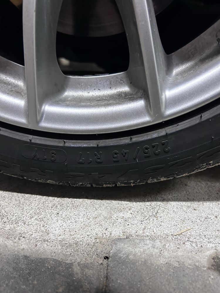 Felgi 5x120 r.17 et32, opony pirelli