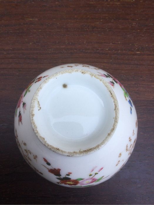 Prato e taça Porcelana chinesa séc XVIII 13,1 cm pintado à mão