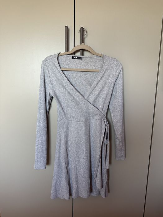 Sukienka kopertowa szara S