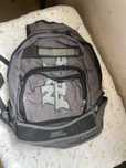 Mochila No Fear cinzenta