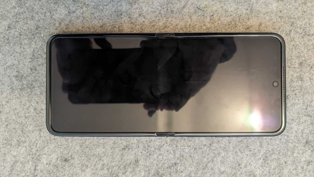 Motorola Razr 50 Ultra - Não liga