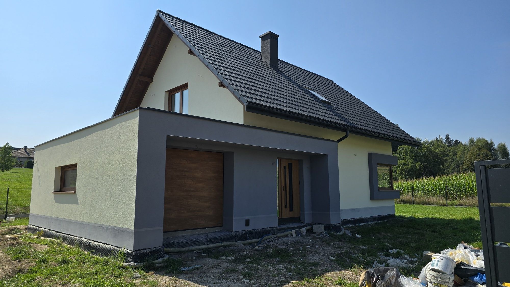 Ocieplenia, elewacje, wykończenia wnętrz