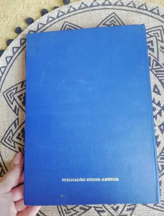 Livro 'Helga'- Erich F. Bender