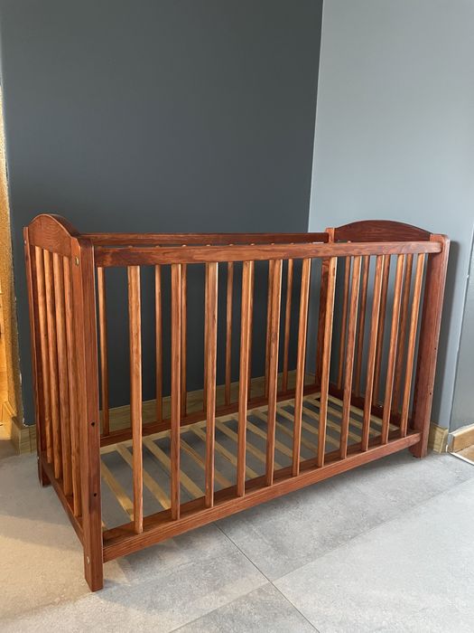 Łóżeczko drewniane  małe w bdb stanie!