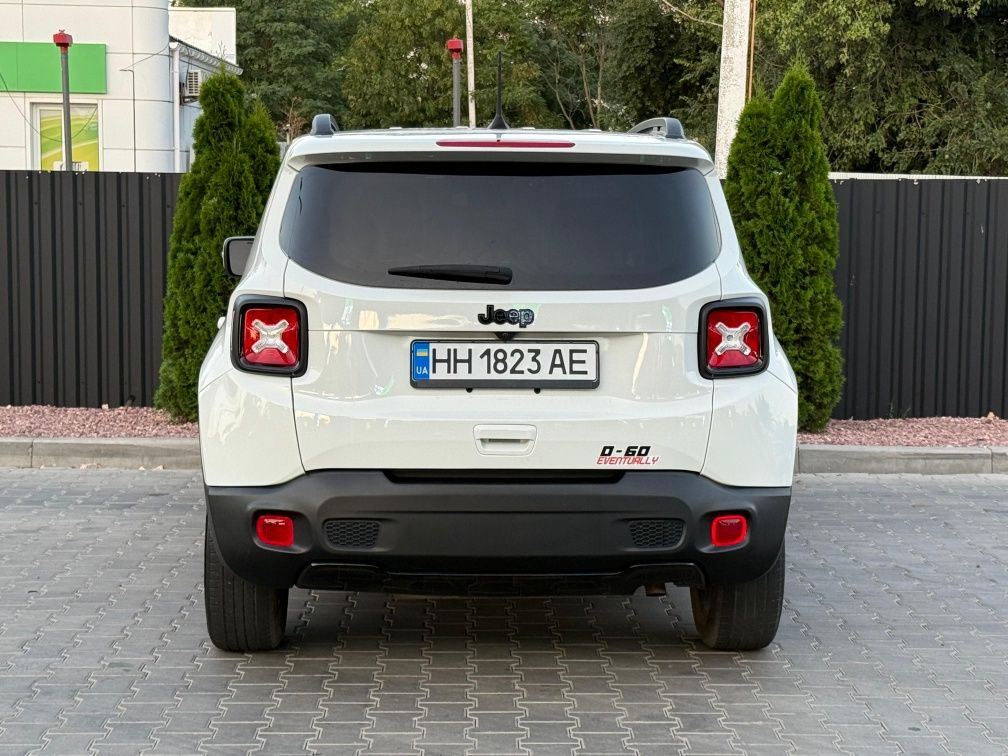 Jeep Renegade  2020 рік