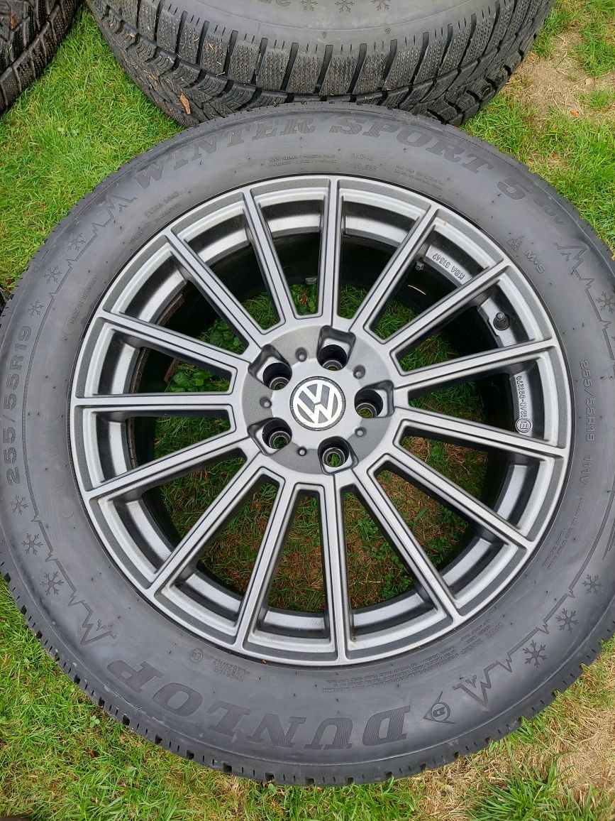 Koła VW 19'' 255/55/19 Super stan ZIMOWE