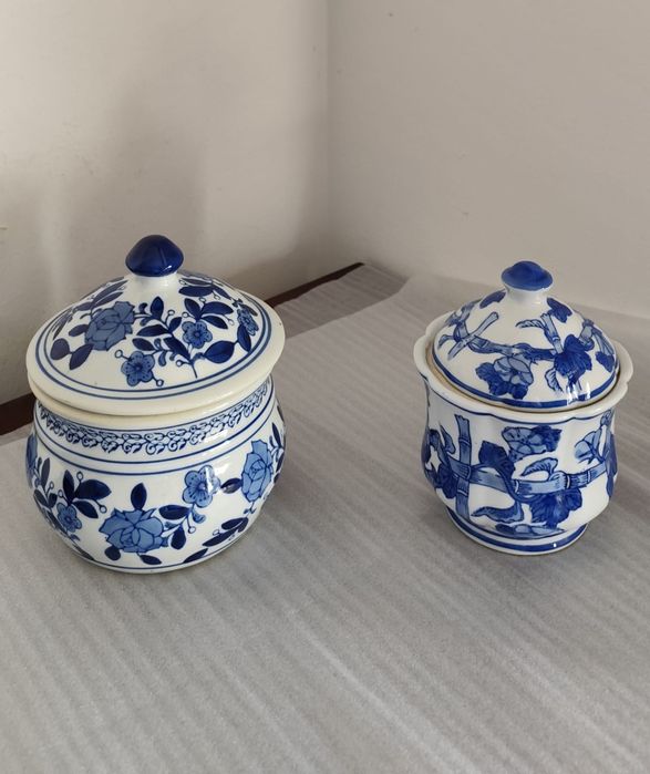 Par de potes de cerâmica