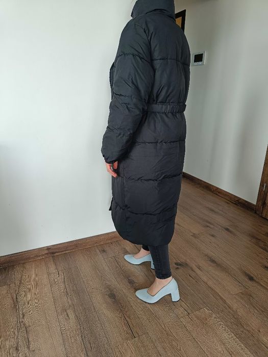 Kurtka zimowa czarna ocieplana duża 48 4XL Bonprix długa